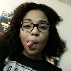 Meet your Posher, Janiya